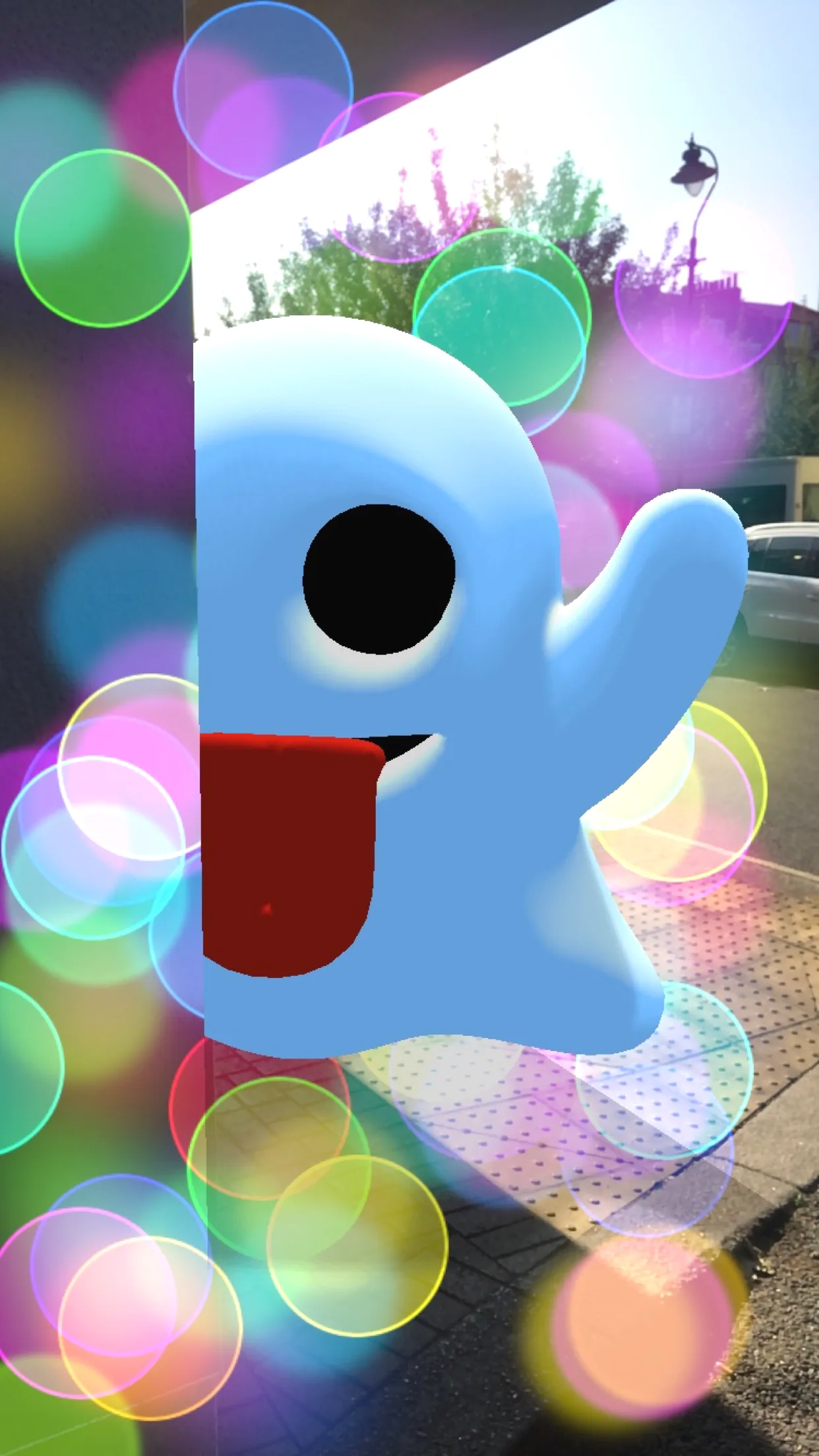 AR Camera screenshot 1: virtual 3D objects placed in a real scene